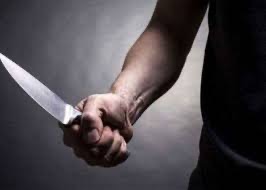 مختار زحلتي قضاء جزين تعرّض للطعن وحاله مستقرة في المستشفى