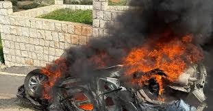 جريحان في الغارة على السيارة في الطيبة