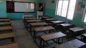 إقفال الثانويات والمدارس والمعاهد الرسمية التي ستعتمد كمراكز اقتراع