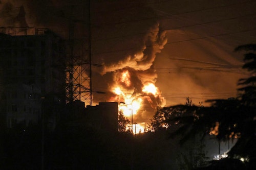 القناة 13 الإسرائيلية عن مسؤولين: نتنياهو شعر بغضب شديد من تصريحات كاتس عن نية إسرائيل استهداف خامنئي