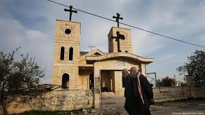 مسيحيو سوريا تحت أسلوب جديد من التهجير: لا سيجارة ولا موسيقى!