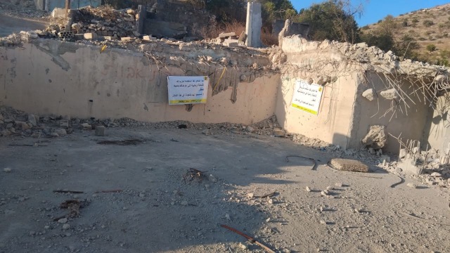 تفجير ليلا في عيترون في حي الخانوق ووضع ملسق تحذير