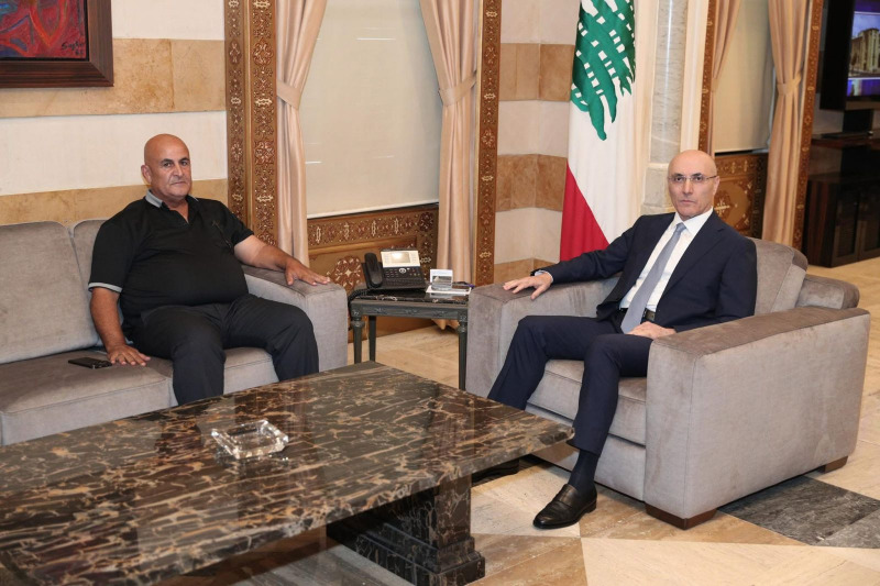 بعد استقباله مارسال عون... الحجار: إلى جانب العيشية في القضايا المحقة