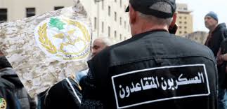 قطع السير عند ساحة شتورا وعلى أوتوستراد رياق باتجاه زحلة جزئيا وفتحه إلى أوتوستراد البالما باتجاه طرابلس وجزئيا على المسلك الغربي