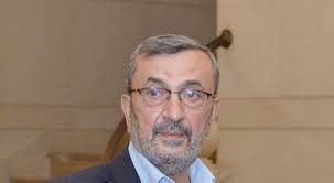 عز الدين: لا يستطيع أحد أن ينزع سلاح المقاومة