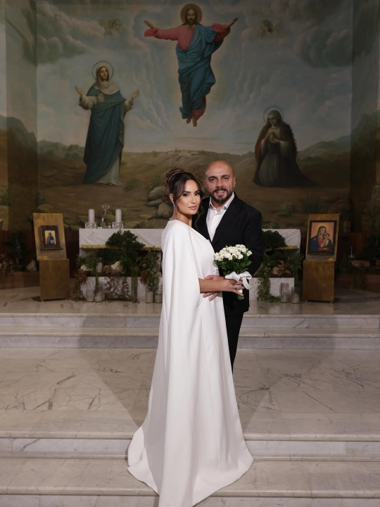 كارلوس يدخل القفص الذهبي!