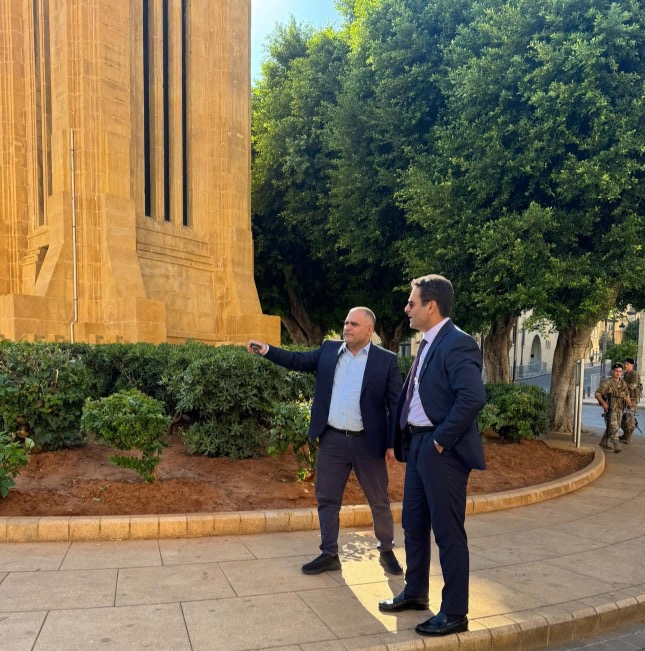 بين مالك ومسعد والنواب التشريع الانمائي الوطني