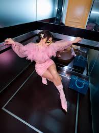 #هيفا_وهبي: أي أغنية من "ميجا هيفا" المفضّلة عندكم وقت التمارين؟