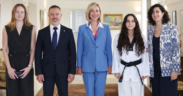 اللبنانية الأولى استقبلت وفد التايكواندو برئاسة ظريفة