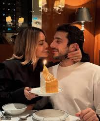 #كارن_وازن إلى زوجها بعيد ميلاده: عيد ميلاد سعيد إلى نصفي الثاني... سأحبّك إلى الأبد