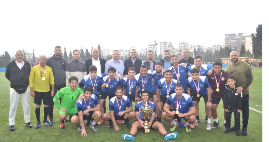 فريق الأنطونية فاز ببطولة الجامعات لكرة القدم على ملعب رشيد كرامي البلدي