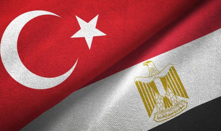 أكسيوس: باكستان ومصر وتركيا ما زالت تحاول تنظيم اجتماع بين طهران وواشنطن