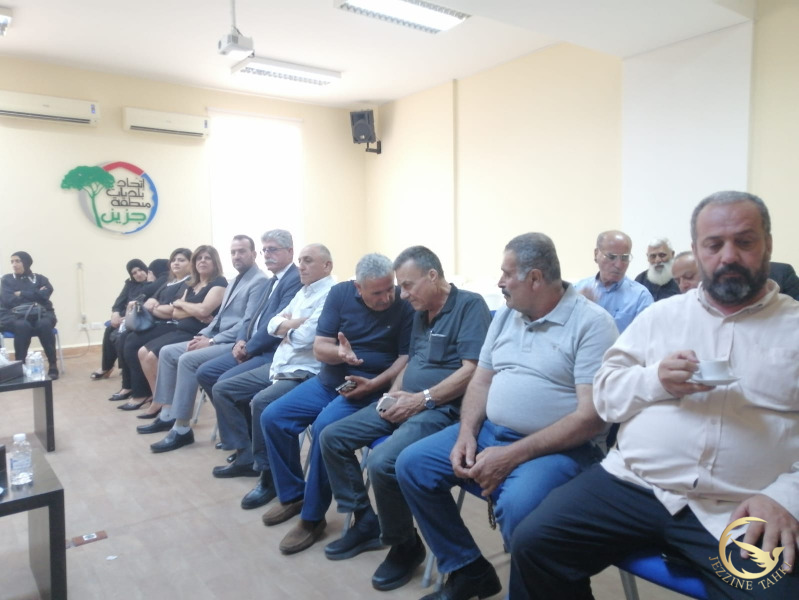 http://mail.jezzinetahki.com/upload/je_news/multi_je_news_img/89386/je_news_89386_1783080995.71376ef0f8b00311a44f9d3cc2133bf7c8f2.jpg