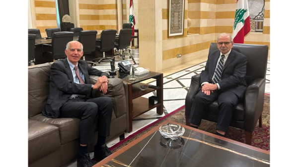 رئيس الحكومة عرض مع ماغرو التطورات في لبنان والمنطقة