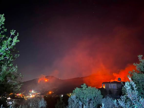 http://mail.jezzinetahki.com/upload/je_news/multi_je_news_img/90326/je_news_90326_1785956960.15829291b5acb9e8f2bd060d137bcc72ad2b.jpg