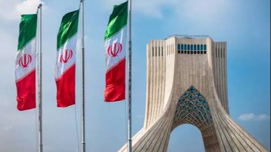 طهران تشجب الهجوم بالمسيّرات على مكتب رئيس حكومة كردستان العراق