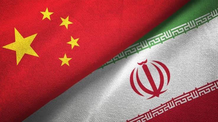 رئيس الوزراء الصيني: مستعدون لتعزيز أوجه التبادل والتعاون مع إيران