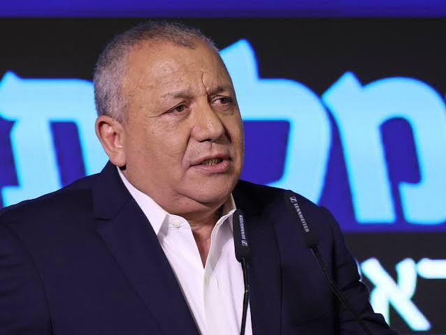 القناة 14 الإسرائيلية: الليكود قدم شكوى للشرطة ضد مدير حملة إيزنكوت بشبهة انتهاك قانون الانتخابات
