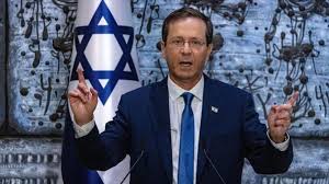 الرئيس الإسرائيلي: سأحصل على النتائج الرسمية الأسبوع المقبل وبعد ذلك سأبدأ مشاورات تشكيل الحكومة وسنفعل كل شيء لتجنب انتخابات إضافية