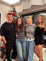 #جو_اشقر مع عائلته في #الميلاد