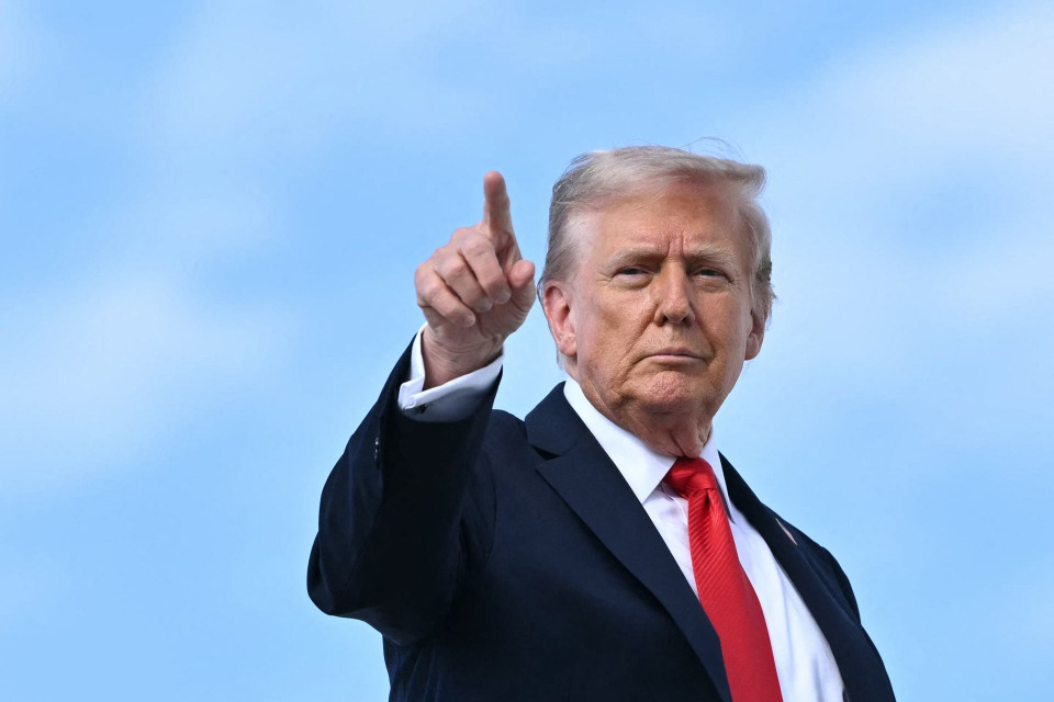 ترامب يتوعّد حماس بأشد العواقب إذا لم تتخل عن سلاحها خلال فترة وجيزة