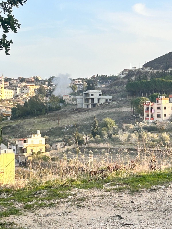 استهداف سيارة في كفردونين