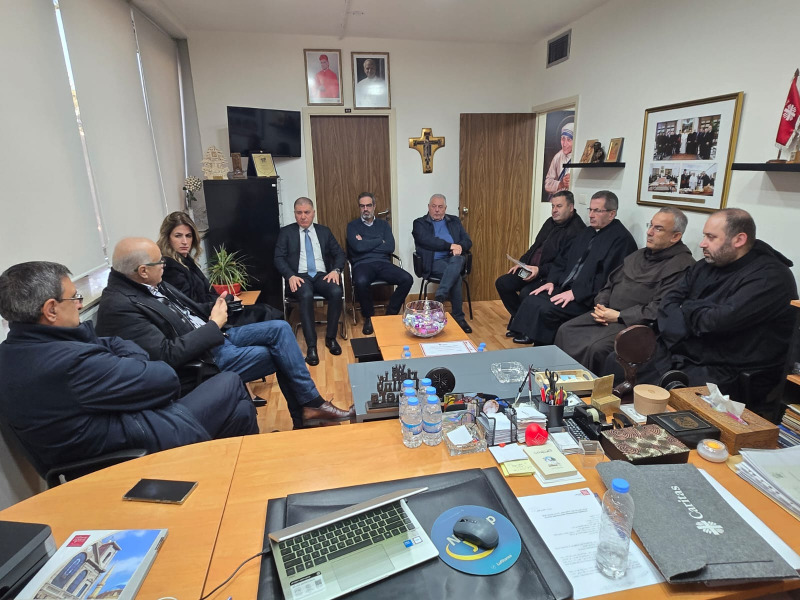 بعدما وضع سابقًا مبنى في لبعا ليخصّص كمدرسة لذوي الاحتياجات الخاصة... رومانوس يزور رابطة كاريتاس ويقدّم تبرّعًا لمركز اقليم جزّين