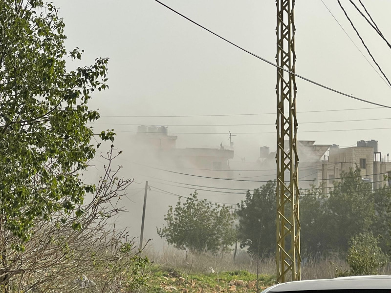 ثلاثة صواريخ على المبنى المستهدف في كفرتبنيت