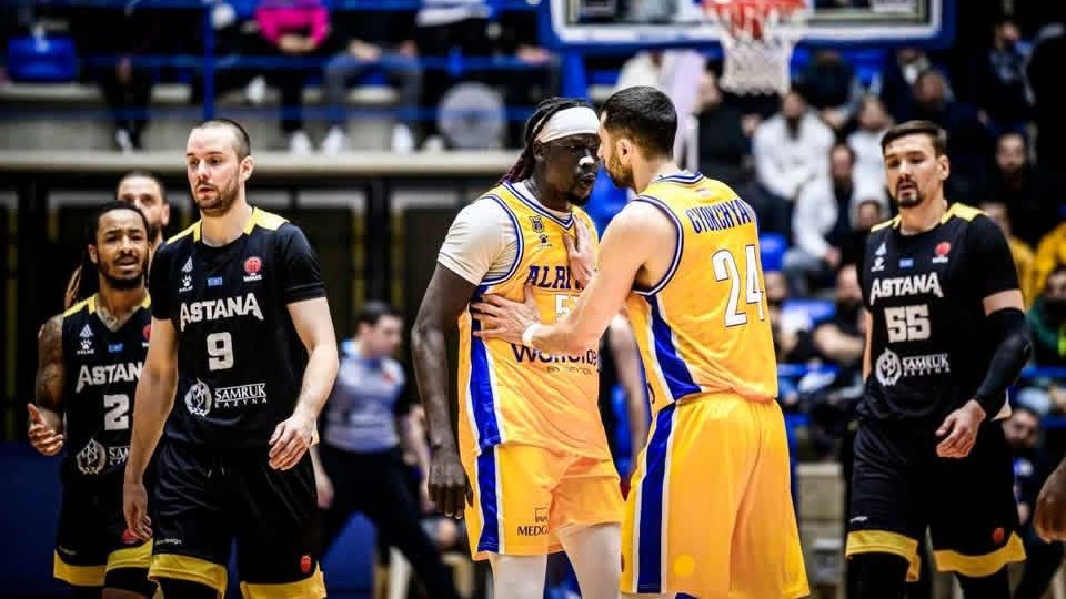 الرياضي يسحق أستانا ويستعيد صدارة "وصل"