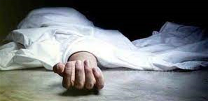 العثور على جثة شاب مصابة بطلق ناري داخل منزله في المنية