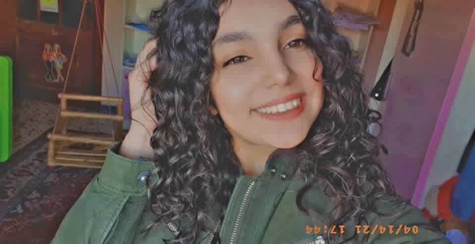 خطفوا أباها وأرسلوا صور تعذيبه فانتحرت في حمص… جوليا سالم ابنة الـ١٩ سنة