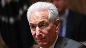 السفير الأميركي في باريس يتعهد عدم التدخل في النقاشات السياسية الفرنسية