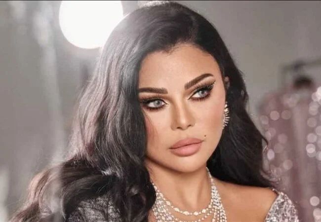 محاكمة طبيب بتهمة استغلال فيديوهات هيفاء وهبي…