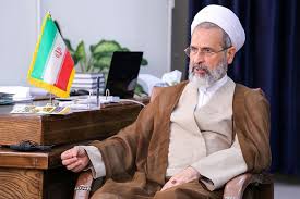 اختيار علي رضا أعرافي عضوا بمجلس القيادة المؤقت مع بزشكيان ورئيس السلطة القضائية