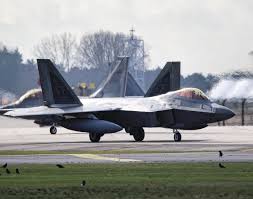 القناة 14 الإسرائيلية عن مصدر: مقاتلات أميركية من طراز 