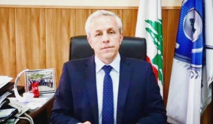 محافظ عكار ل