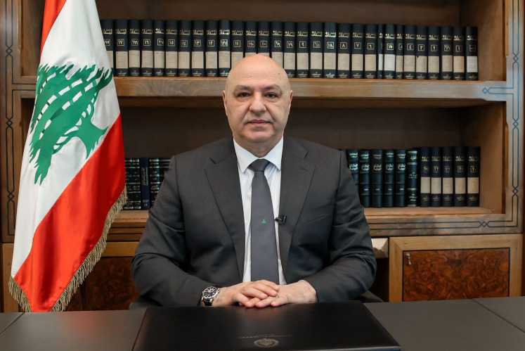 عون يتضامن مع سلطنة عُمان ويستنكر استهداف قبرص