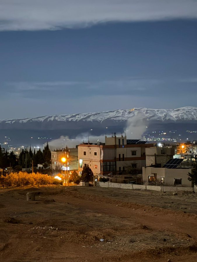 المبنى الذي تعرّض للإستهداف في بعلبك مؤلف من 4 طبقات ومأهول والأضرار طالت مبانٍ مجاورة