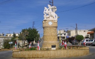 بلدية القليعة: ملتزمون البقاء إلى جانب أهلنا