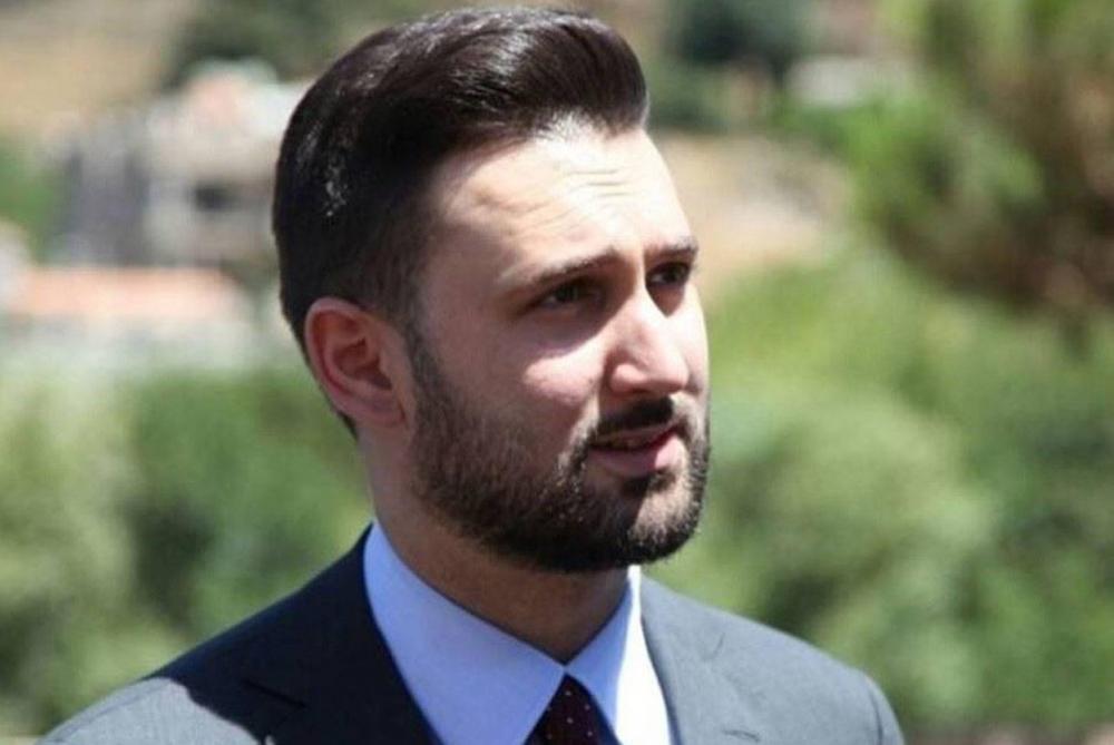 تيمور جنبلاط من بعبدا: زيارتنا للرئيس عون هي زيارة دعم وتضامن في هذه المرحلة الصعبة والحساسة وركزنا على أكثر من نقطة والأولوية هي الدعم والمساعدة لأهل الجنوب كما ركزنا على الحفاظ على اتفاق الطائف وتطبيقه للمستقبل وقرار الحرب والسلم هو في يد الدولة