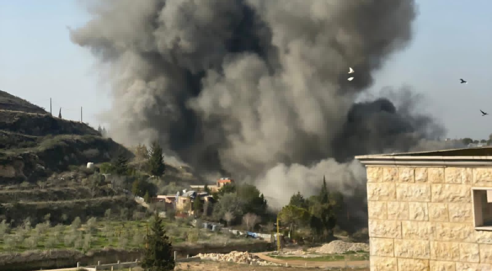 سفارة الكويت: ندعو الكويتيين إلى مغادرة لبنان في أقرب وقت ممكن