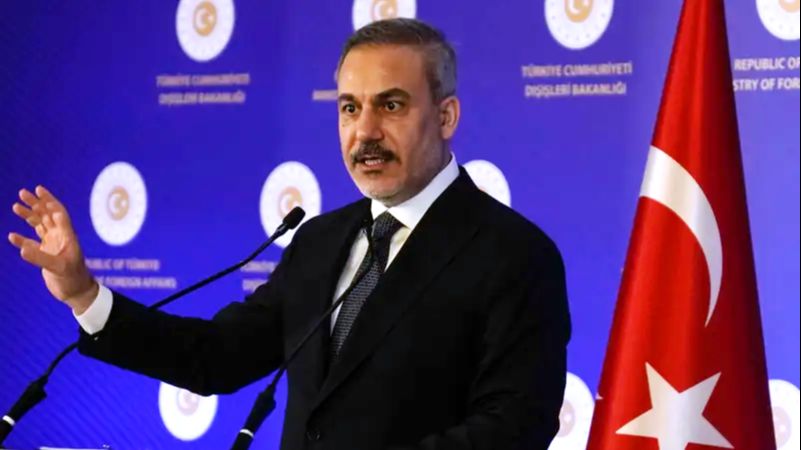 وزارة الدفاع التركية: سقوط بعض حطام الصاروخ الإيراني في 