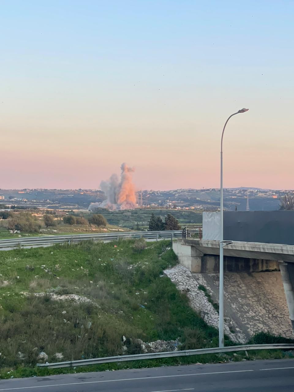 غارة على القنطرة وأخرى على كوثرية الرز