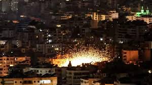 قائد قوات بحرية الحرس الثوري : من لديه شك فليقترب ويجرب العبور من مضيق هرمز