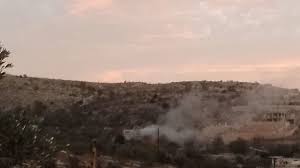 اشتباكات بين مجموعات من 