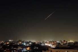 الجيش الإسرائيلي: رصدنا هجوما صاروخيًا إيرانيًا ونعمل على اعتراضه