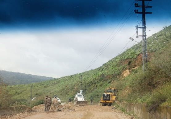 الجيش اللبناني يستكمل اعمال فتح طريق الخردلي