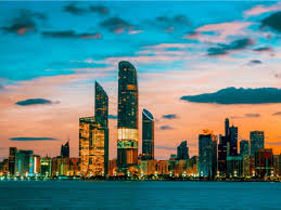 هجوم بمسيرة يتسبب في اندلاع حريق بحقل شاه للغاز في أبو ظبي