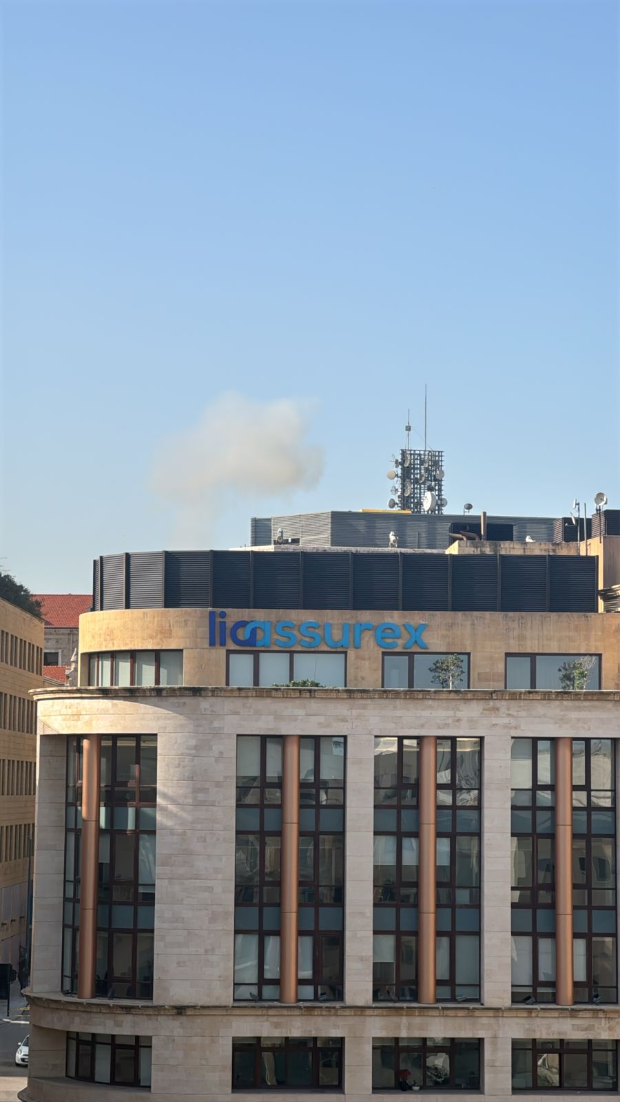 غارة على الضاحية