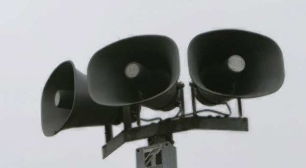 القناة 14 الاسرائيلية: قصف عنيف من لبنان ودويّ صفارات الإنذار في الشمال